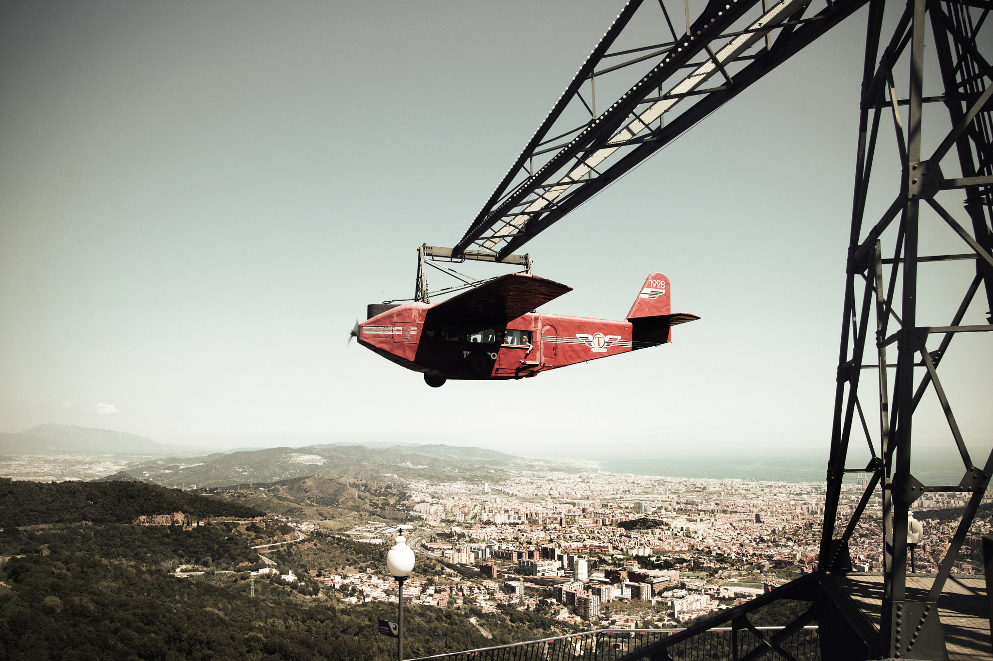 Canon EOS-1Ds sample photo. Barcelone tibidabo photography