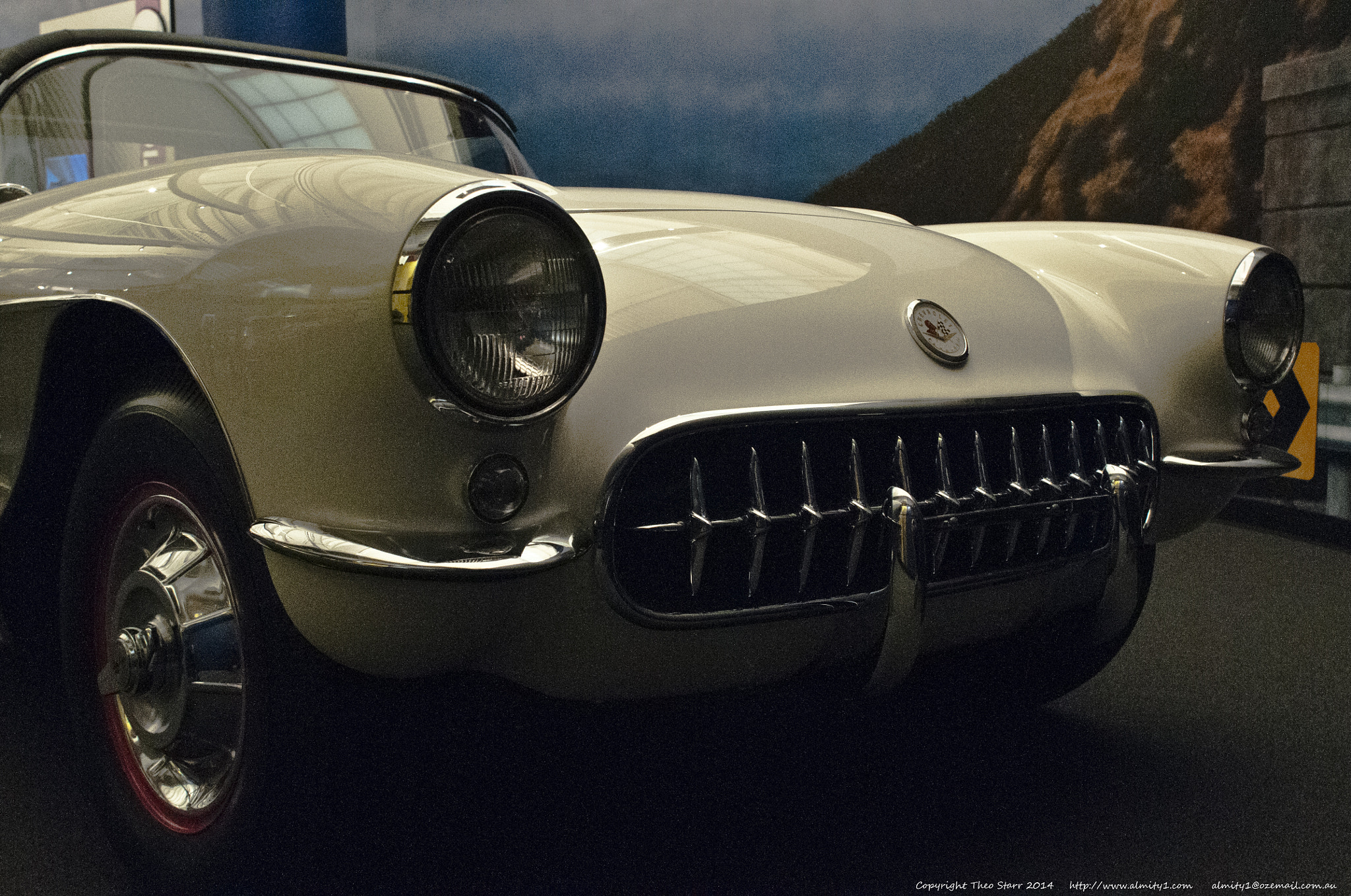 Nikon D300S + Nikon AF Nikkor 24mm F2.8D sample photo. Corvette musuem, bowling green photography