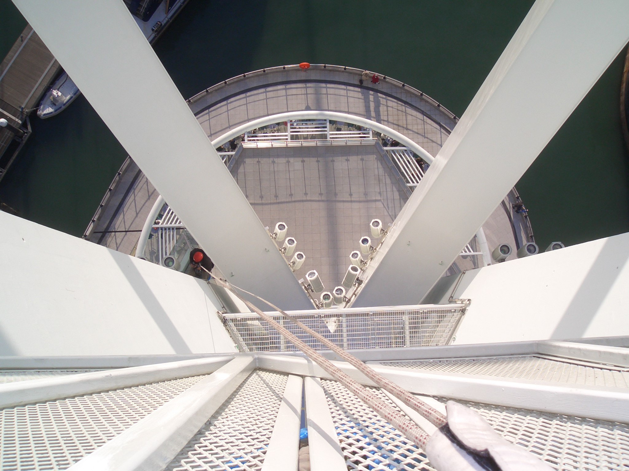 CASIO EX-S100 sample photo. Vertiginous photography