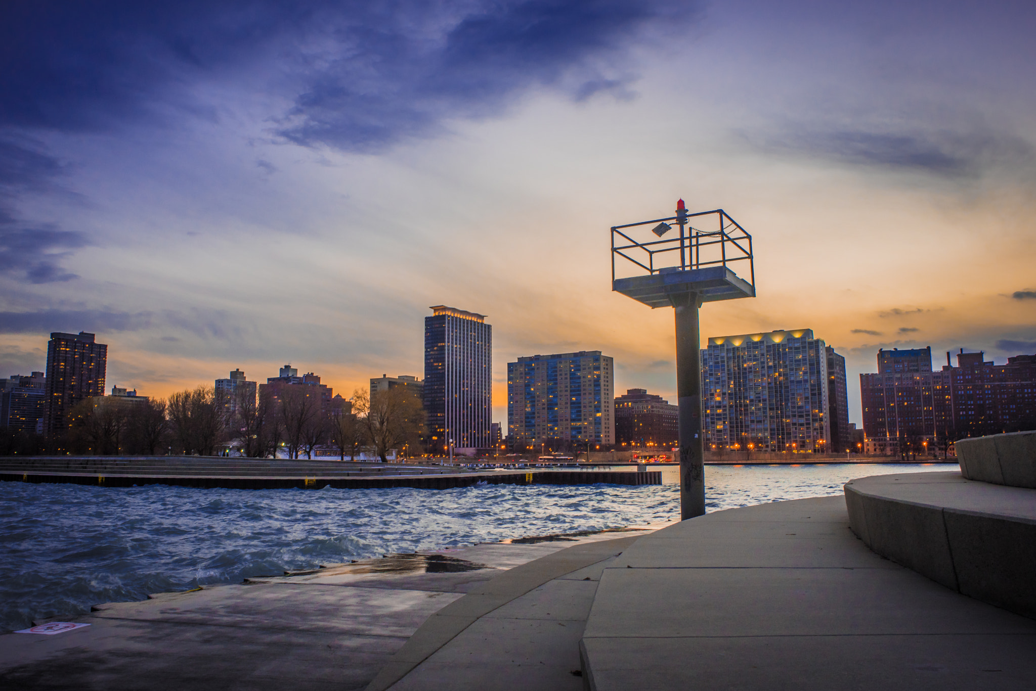 Nikon D810 + Nikon AF Nikkor 24mm F2.8D sample photo. Lighthouse at belmont harbor photography