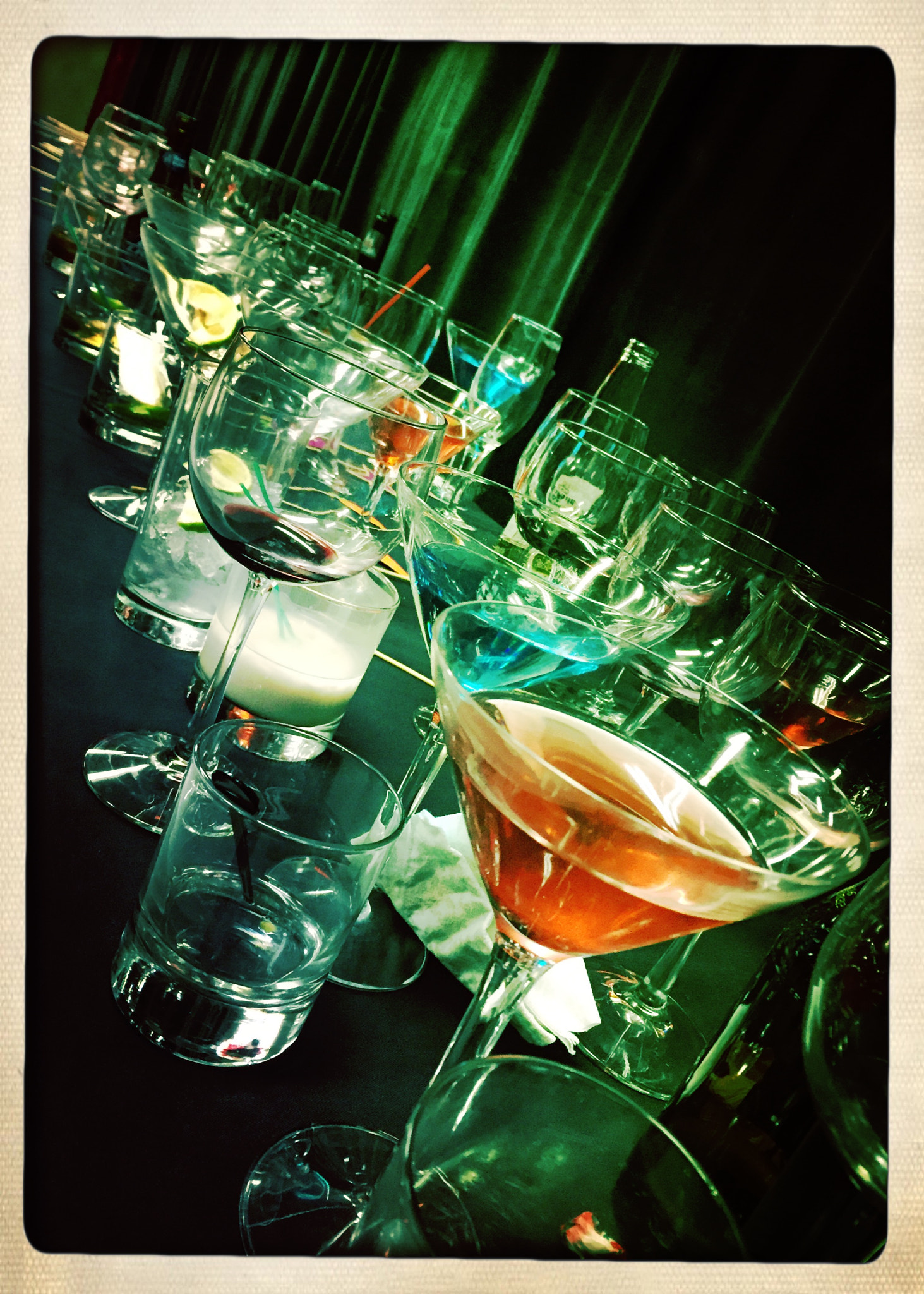 Hipstamatic 304 sample photo. Christmas party photography