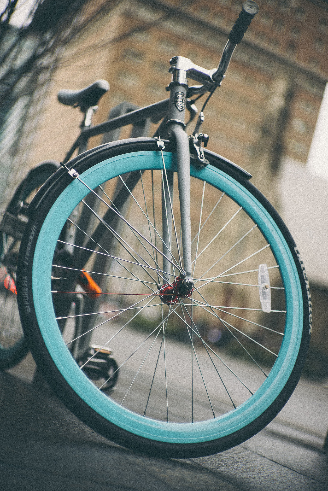 Summilux-M 1:1.4/50 sample photo. Spokes photography