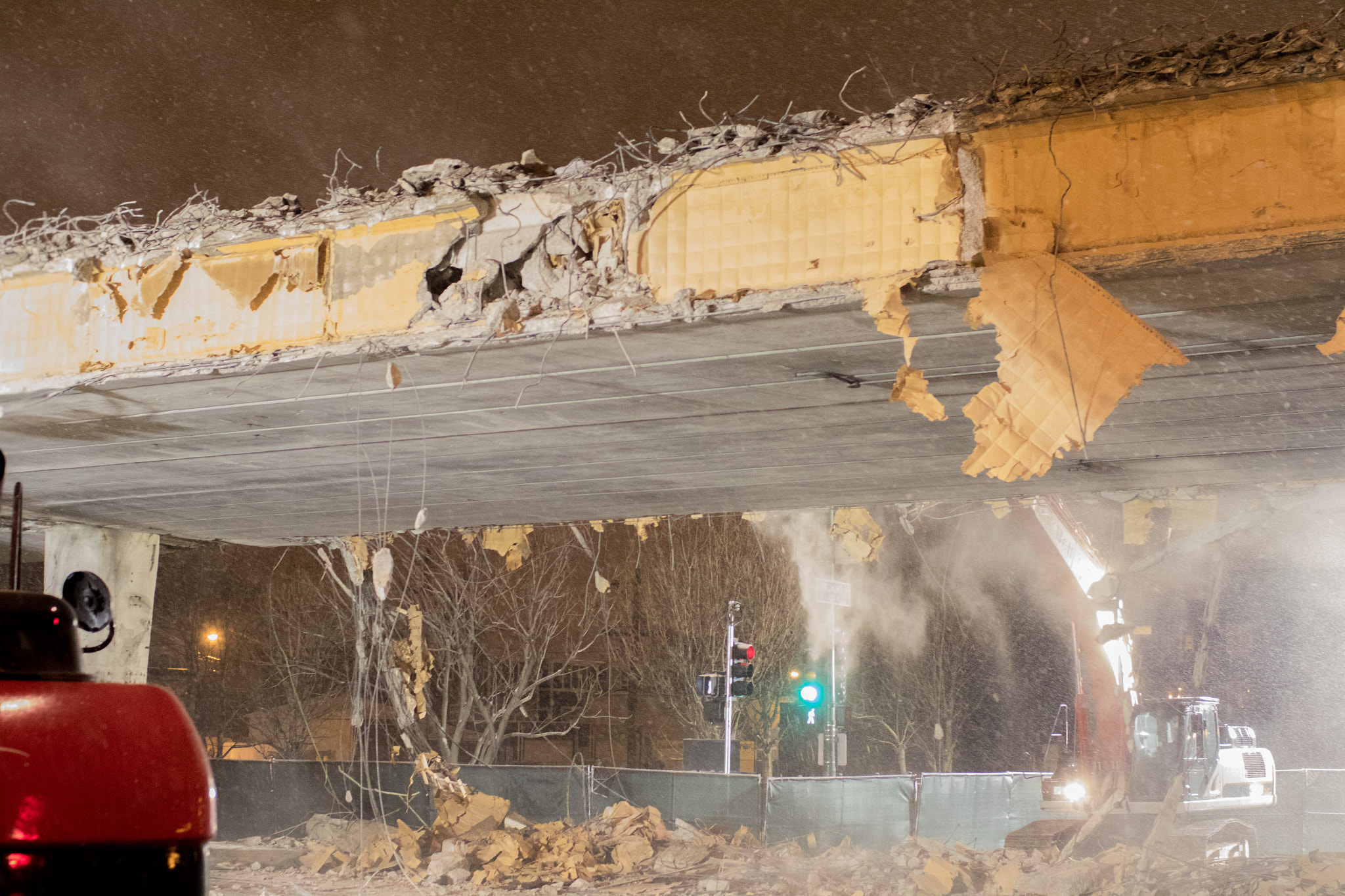 Canon EF 35mm F1.4L USM sample photo. Belmont flyover destroyed photography