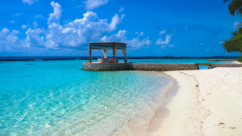 Olympus M.Zuiko Digital 14-42mm F3.5-5.6 II sample photo. Kurumba island, maldives photography