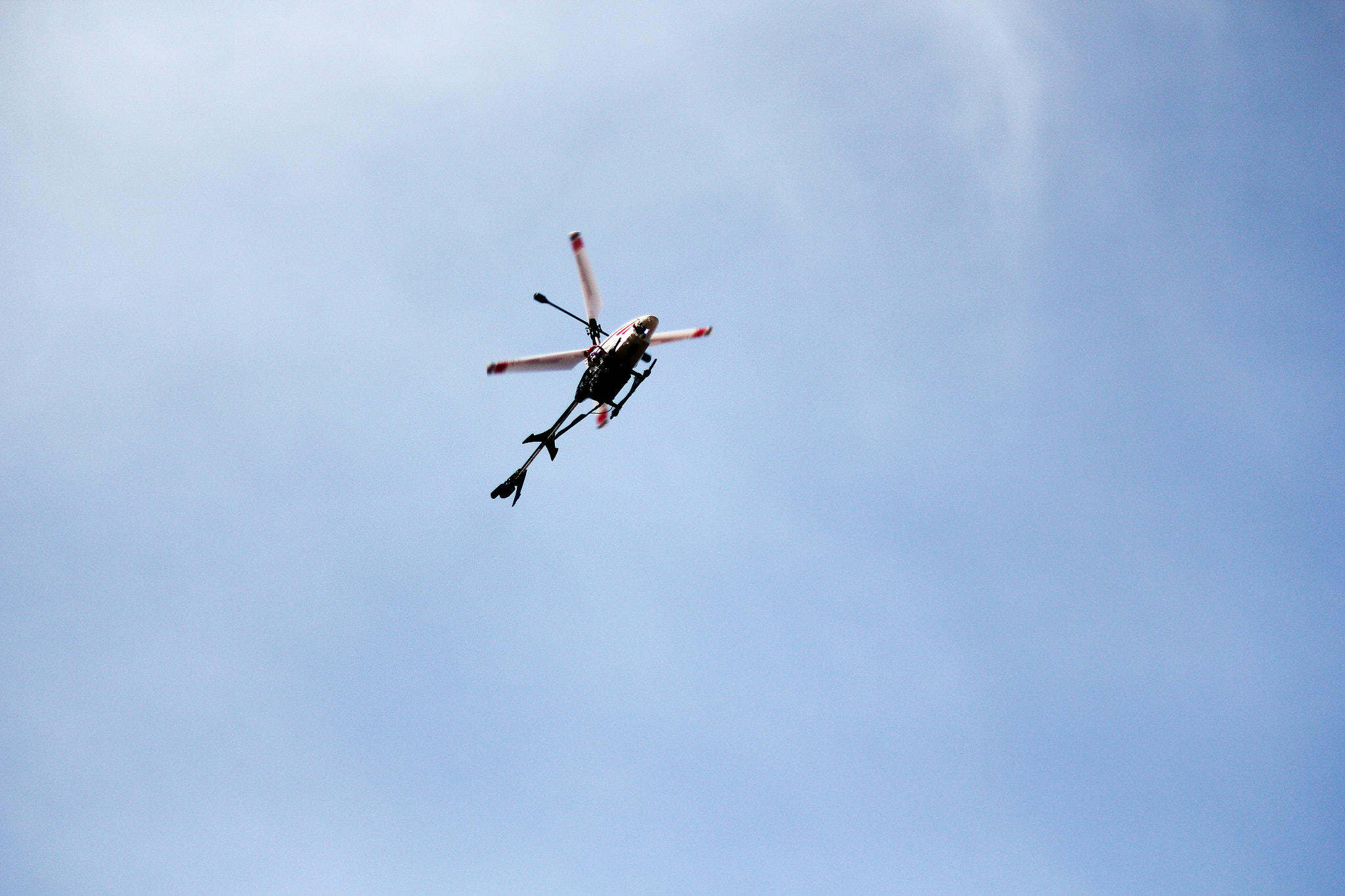 Canon EOS 550D (EOS Rebel T2i / EOS Kiss X4) sample photo. Helicopter photography