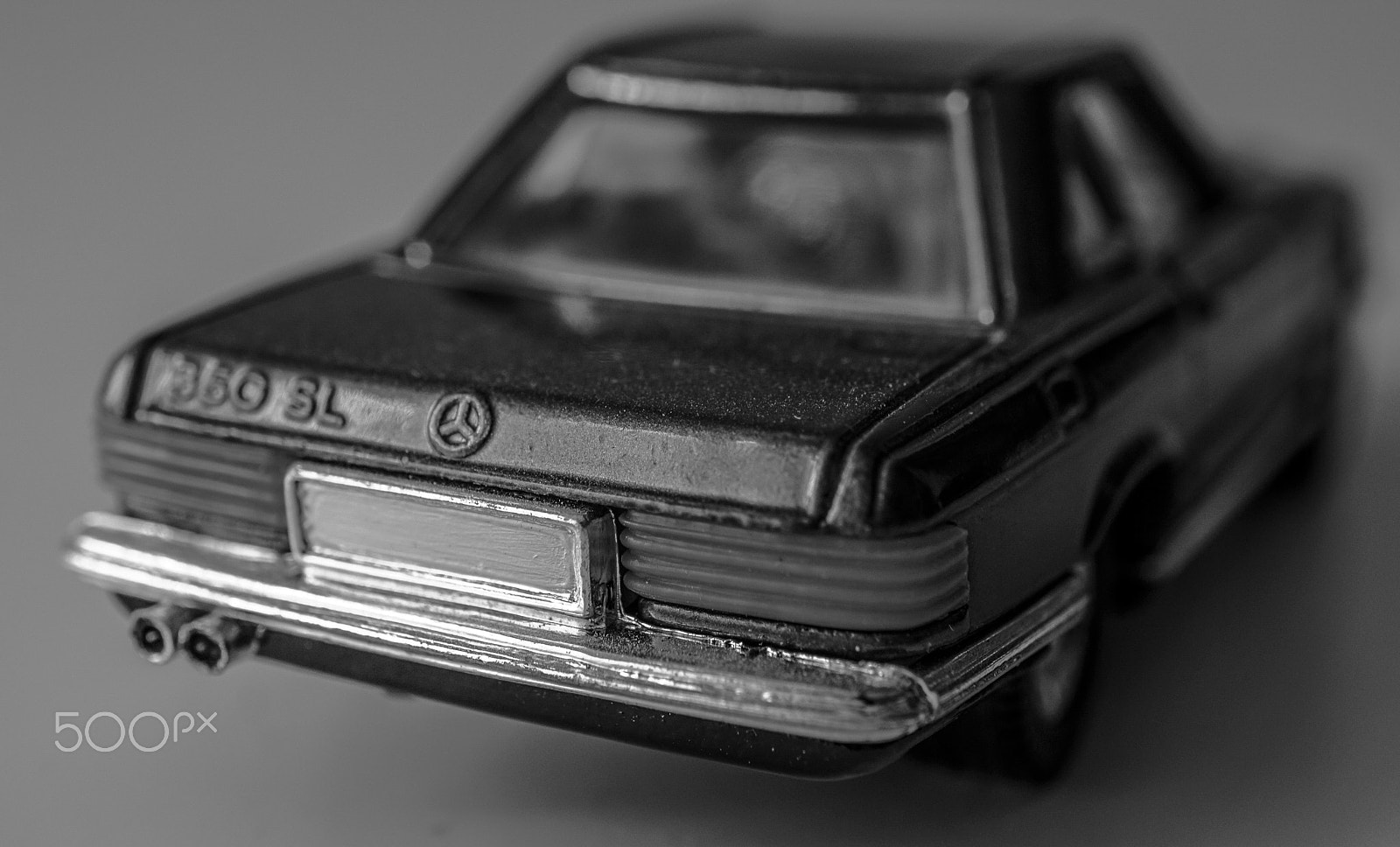 Sony Alpha a5000 (ILCE 5000) + Sony E 30mm F3.5 Macro sample photo. Just sl photography