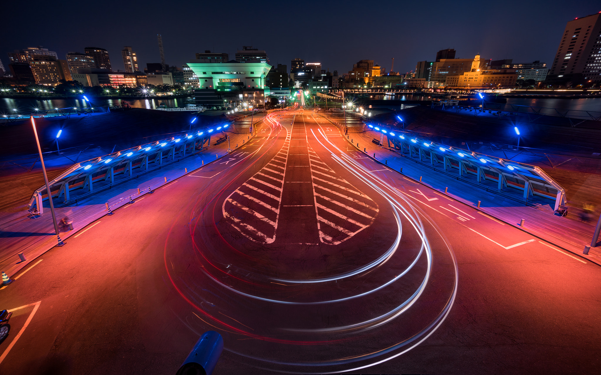 Sony E 10-18mm F4 OSS sample photo. Yokohama port photography
