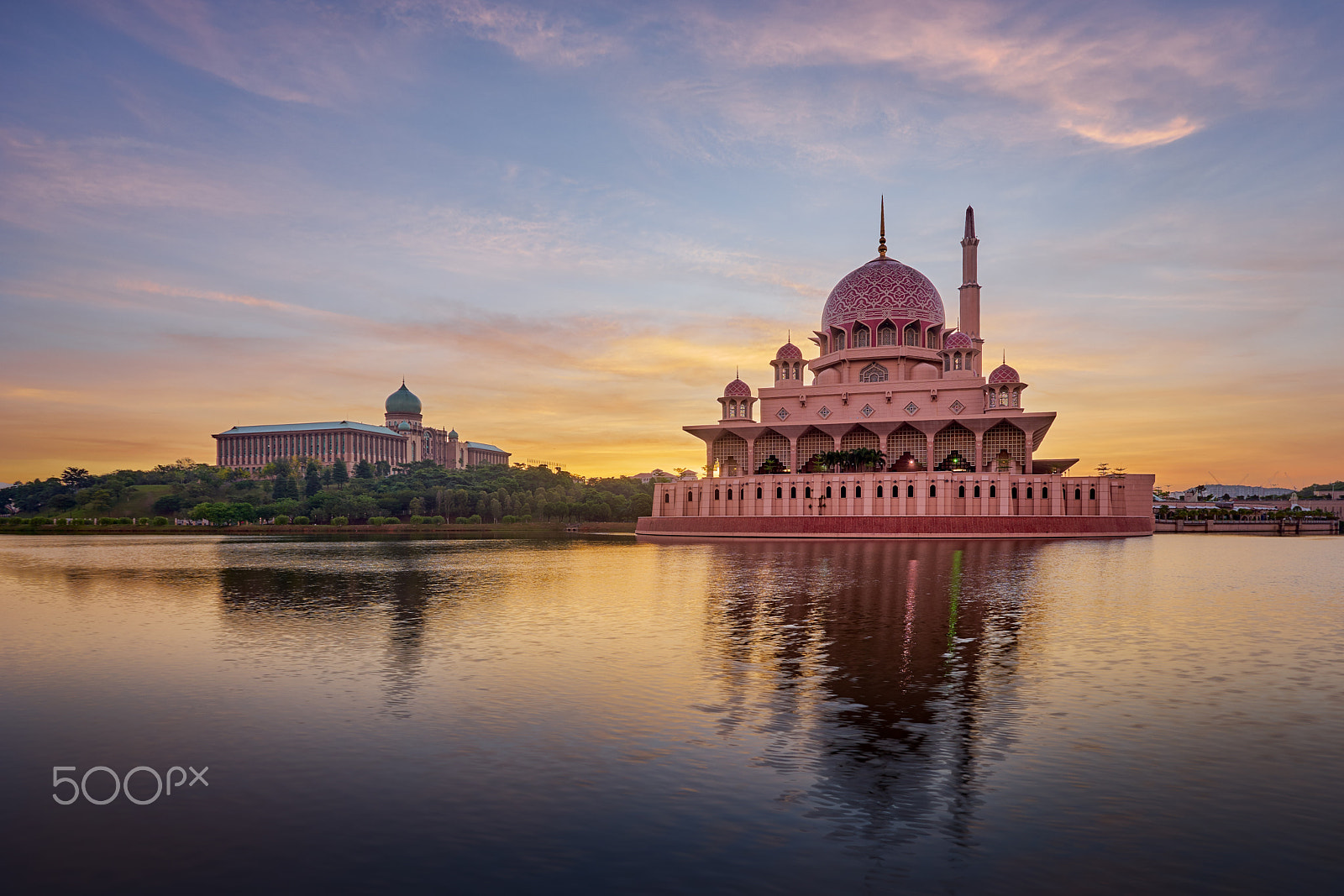 Sony a7 II + 17-40mm F4 sample photo. Masjid putrajaya photography