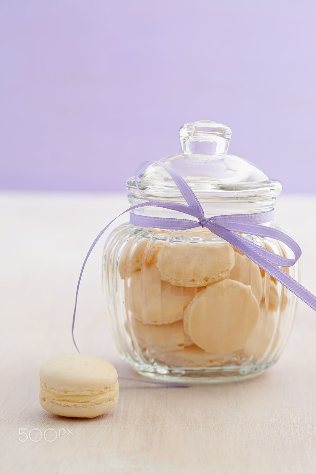 Canon TS-E 90mm F2.8 Tilt-Shift sample photo. White macarons with buttercream filling photography