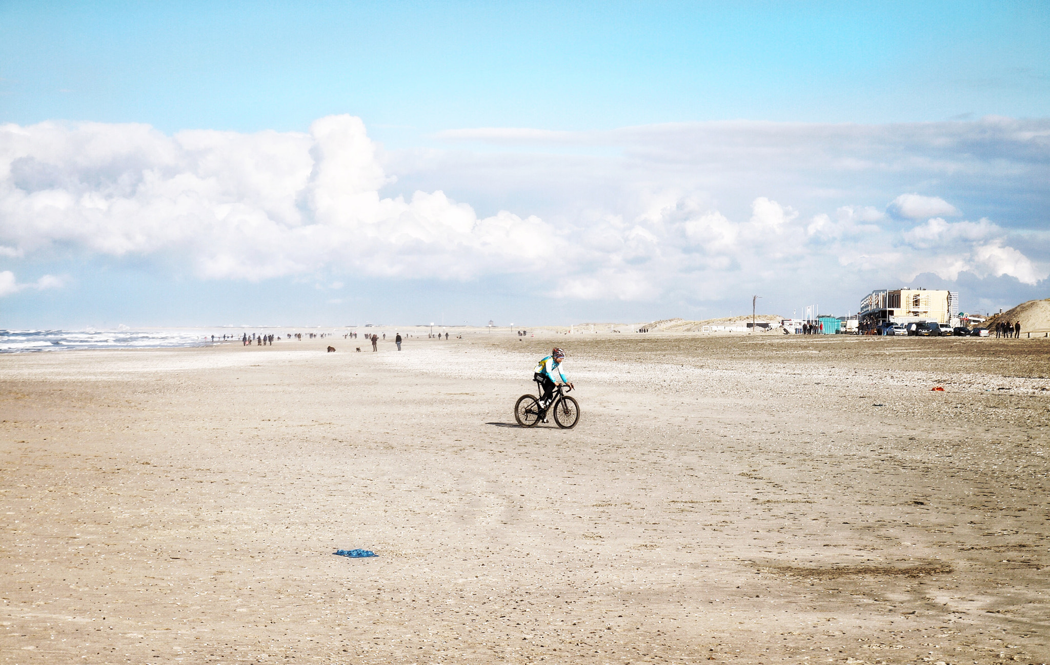 Canon 17-50mm sample photo. Beachbiker hoek van holland photography