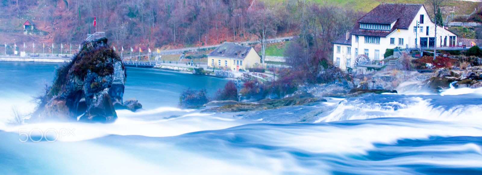 Canon EOS 5DS R + Canon EF 70-200mm F2.8L IS USM sample photo. Rheinfall switzerland photography