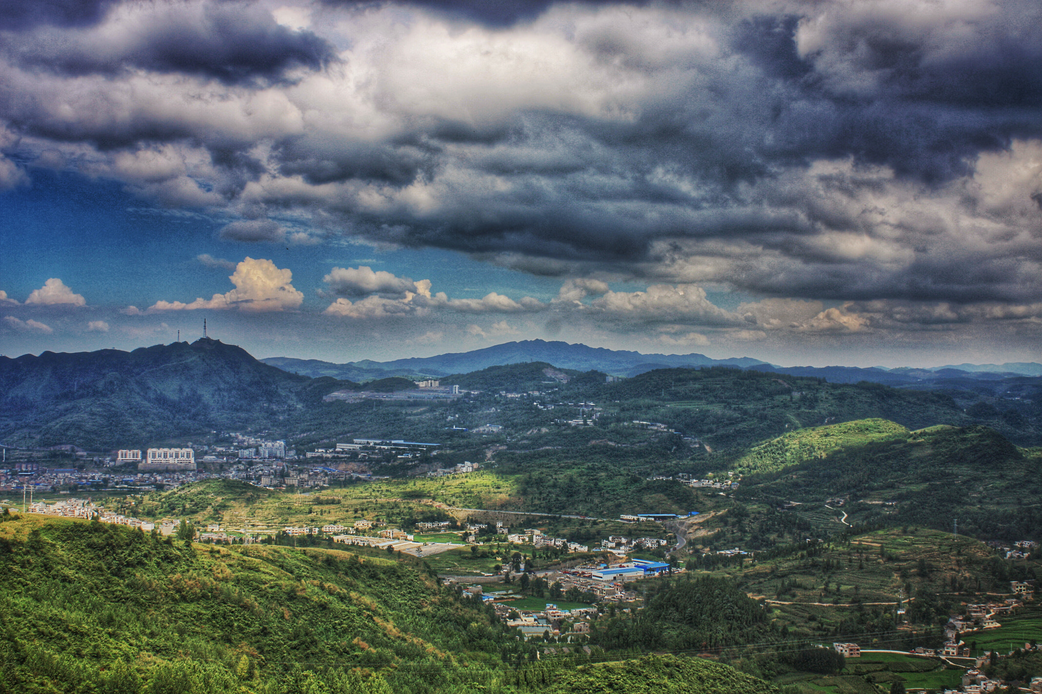 Canon EOS 450D (EOS Rebel XSi / EOS Kiss X2) + Canon EF-S 18-55mm F3.5-5.6 IS sample photo. My hometown, jinsha, guizhou province, china. about 27℃ every summer. photography