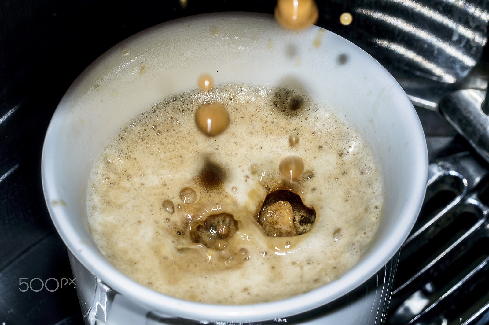 AF Zoom-Nikkor 35-70mm f/3.3-4.5 N sample photo. Making coffee photography