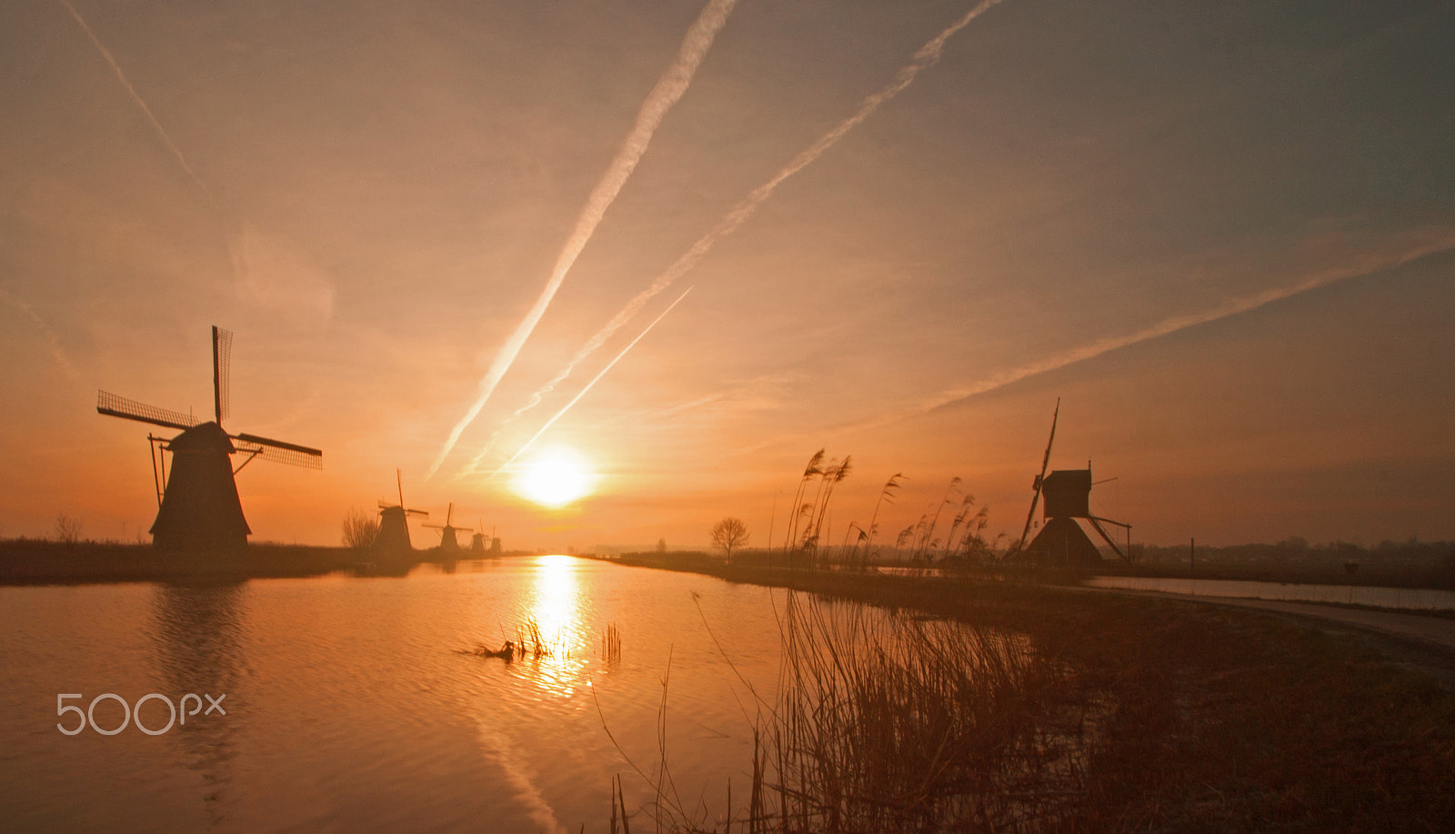 Canon EF-S 10-18mm F4.5–5.6 IS STM sample photo. Dutch skyline photography