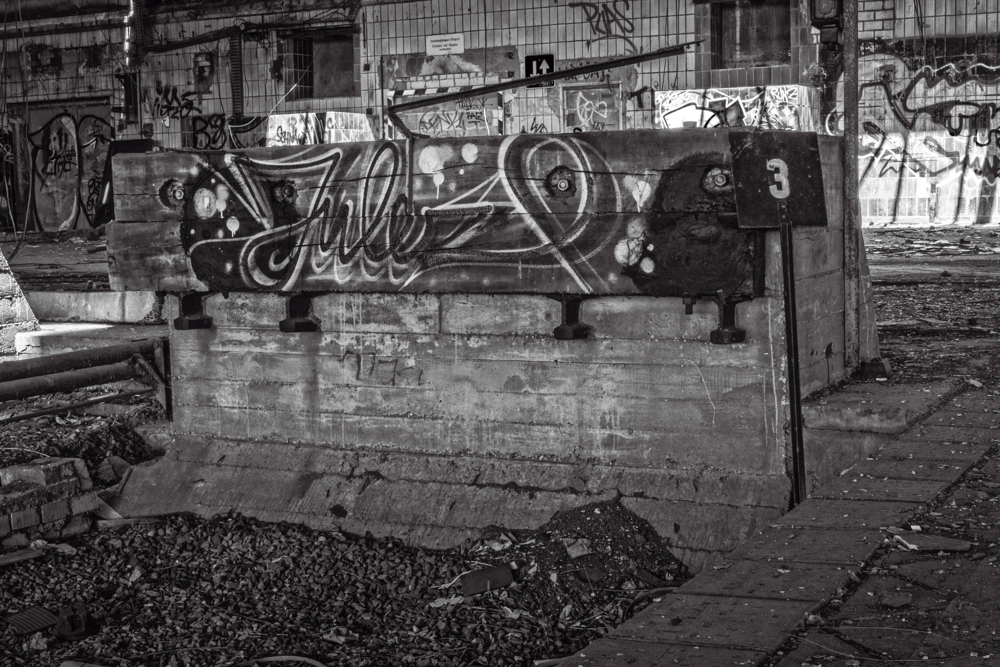 Sony SLT-A77 + 24-70mm F2.8 sample photo. Lost places 5 photography