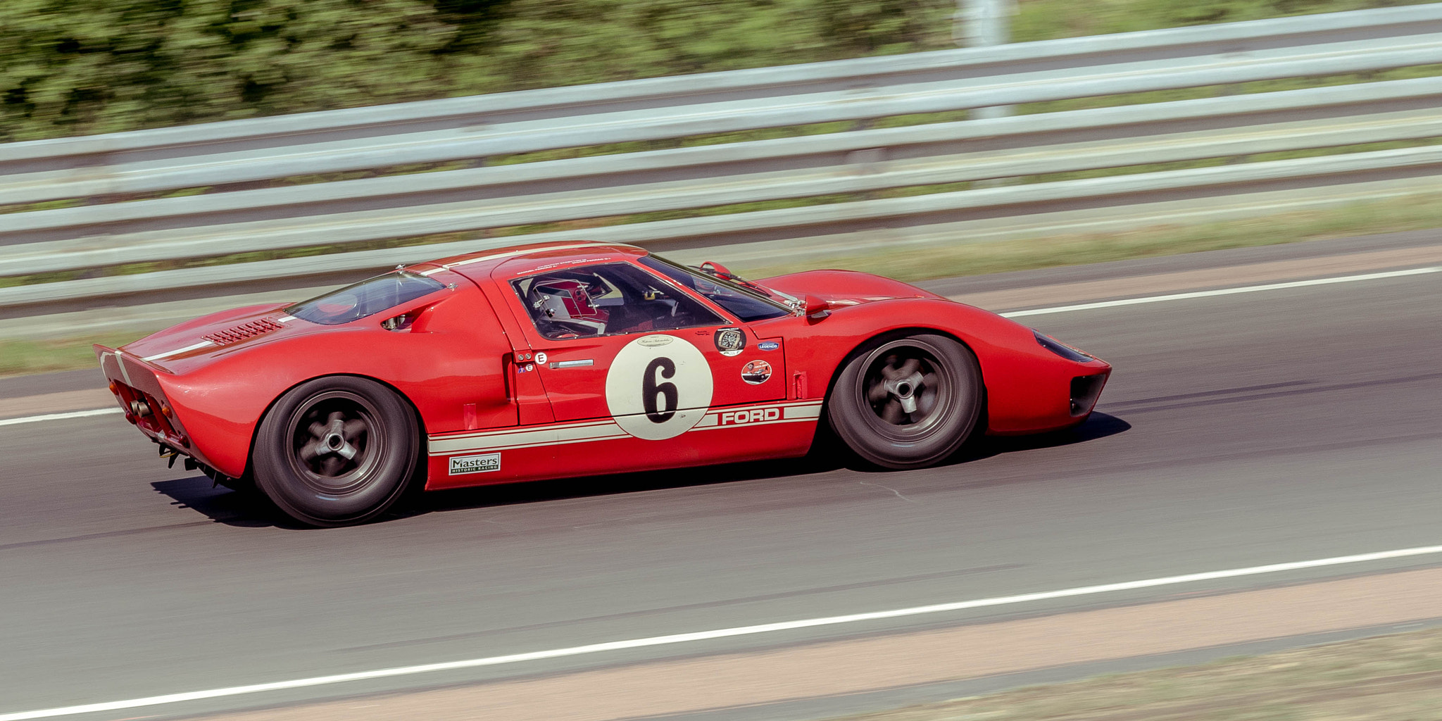 Pentax K-5 sample photo. Ford gt40 (1965) - le mans legend 2015 photography