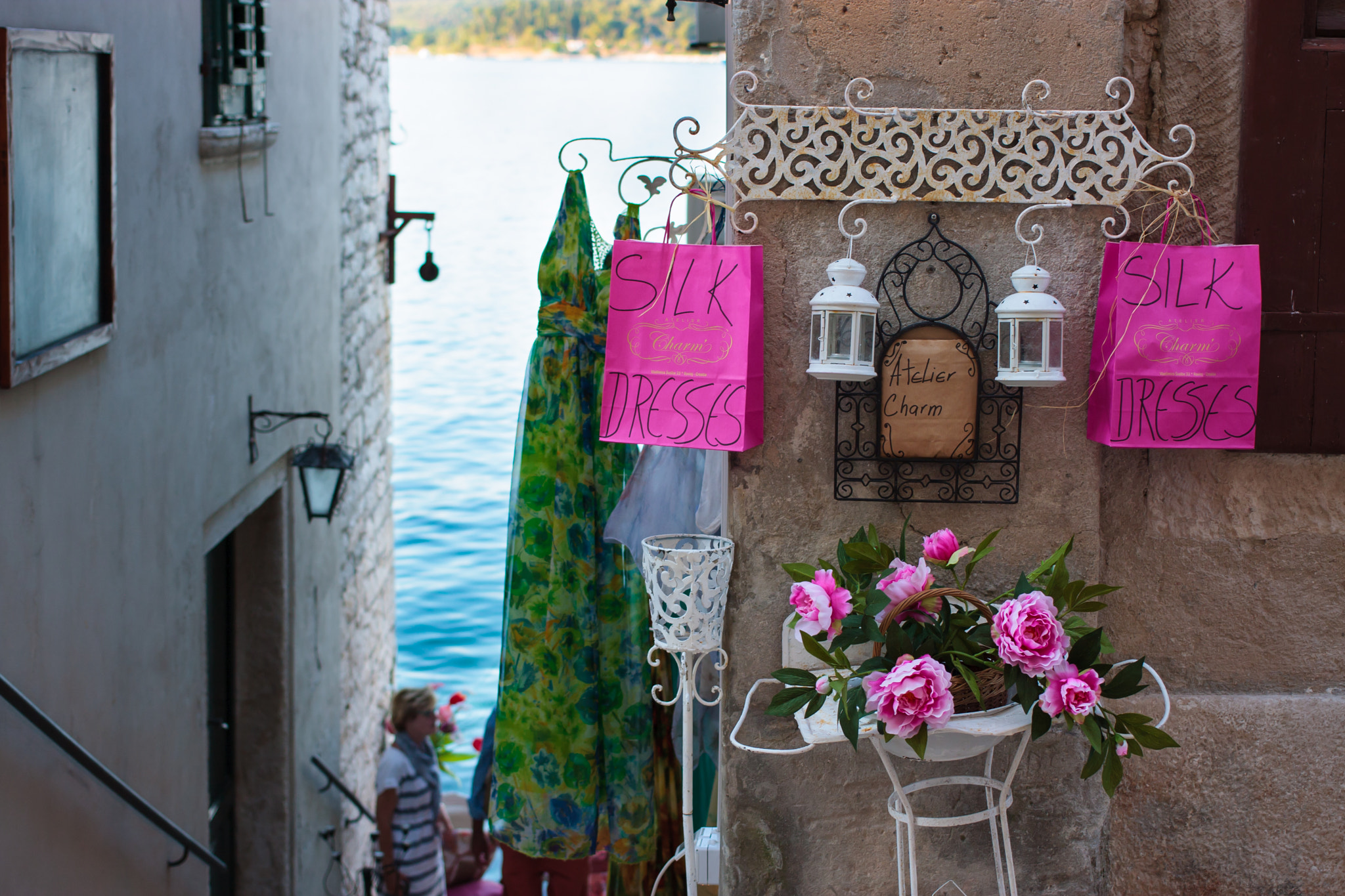 Canon EOS 40D + Canon EF 40mm F2.8 STM sample photo. Silk dresses rovinj photography