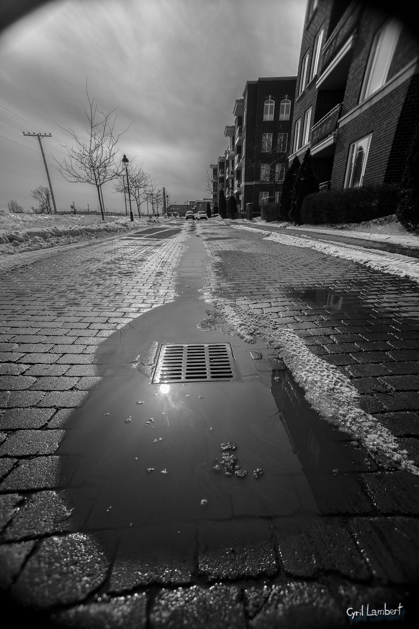 Sony a7 + Sony E 16mm F2.8 sample photo. Distorted perception photography