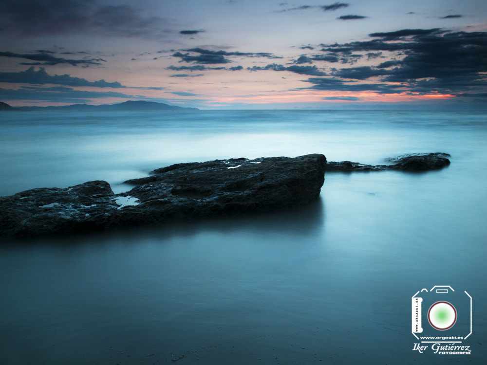 Olympus E-620 (EVOLT E-620) + OLYMPUS 14-42mm Lens sample photo. Hora azul en oropesa del mar photography
