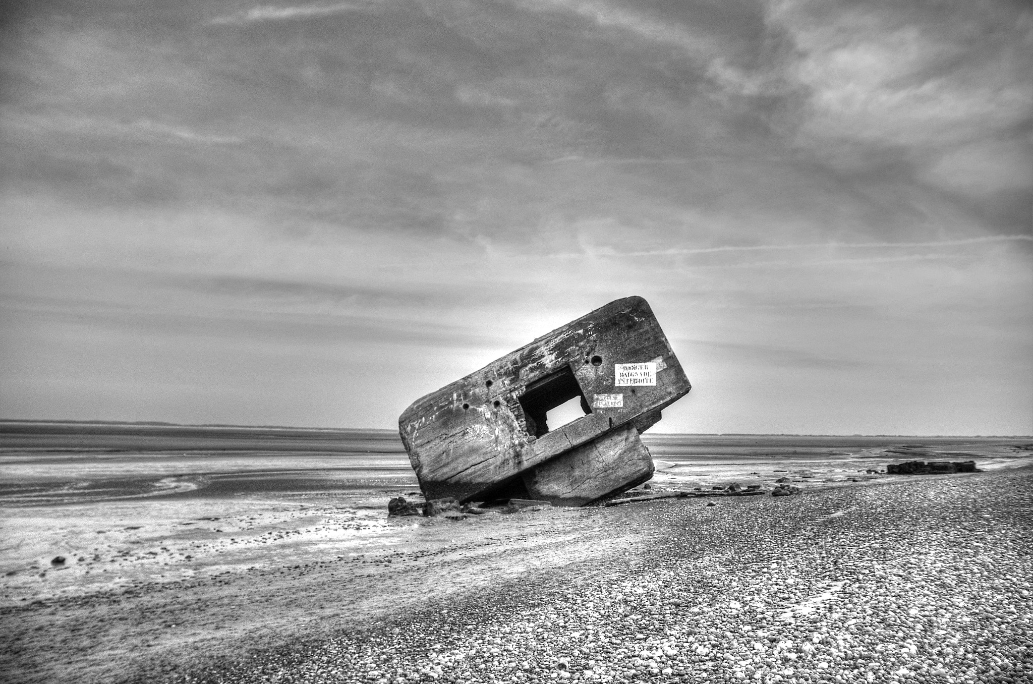 Pentax K-5 sample photo. Bunker - le hourdel - france nb photography