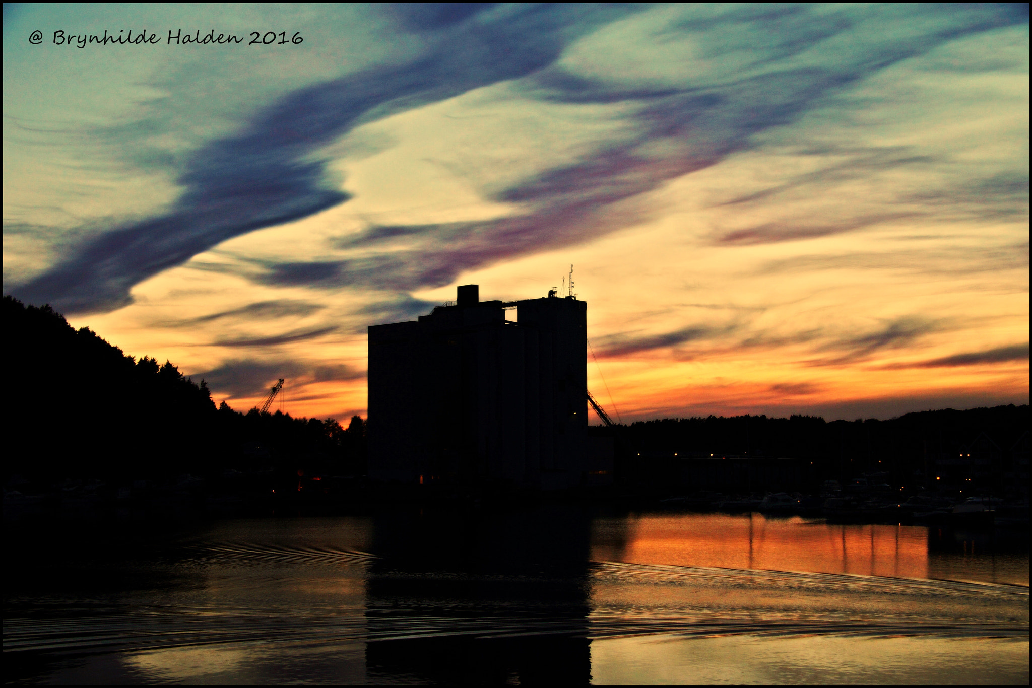 Sony DT 18-250mm F3.5-6.3 sample photo. Halden photography