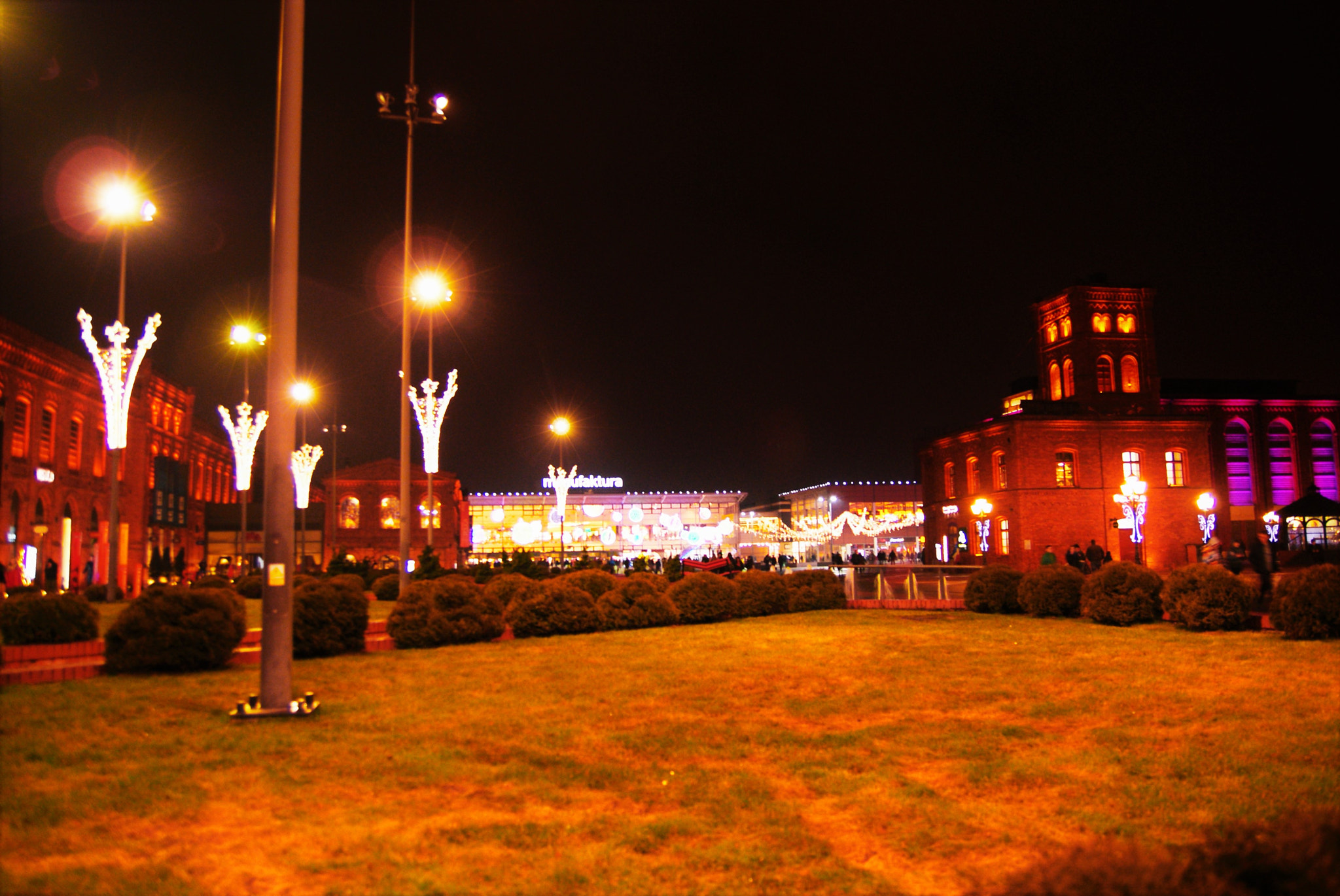 Sony Alpha DSLR-A300 sample photo. Christmas in manufaktura photography