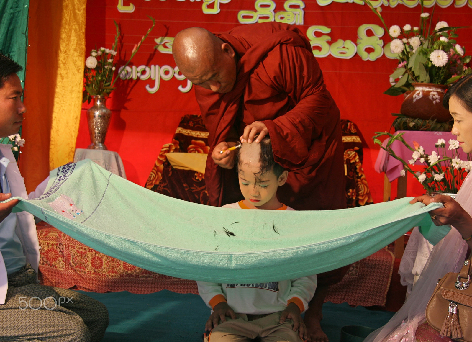 Canon EOS 400D (EOS Digital Rebel XTi / EOS Kiss Digital X) sample photo. Salingyi, burma - 2012 photography