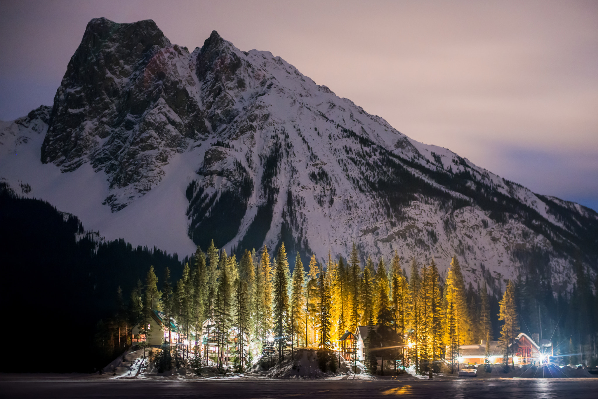 Nikon D800E + Nikon AF Nikkor 50mm F1.4D sample photo. Night at emerald lake photography