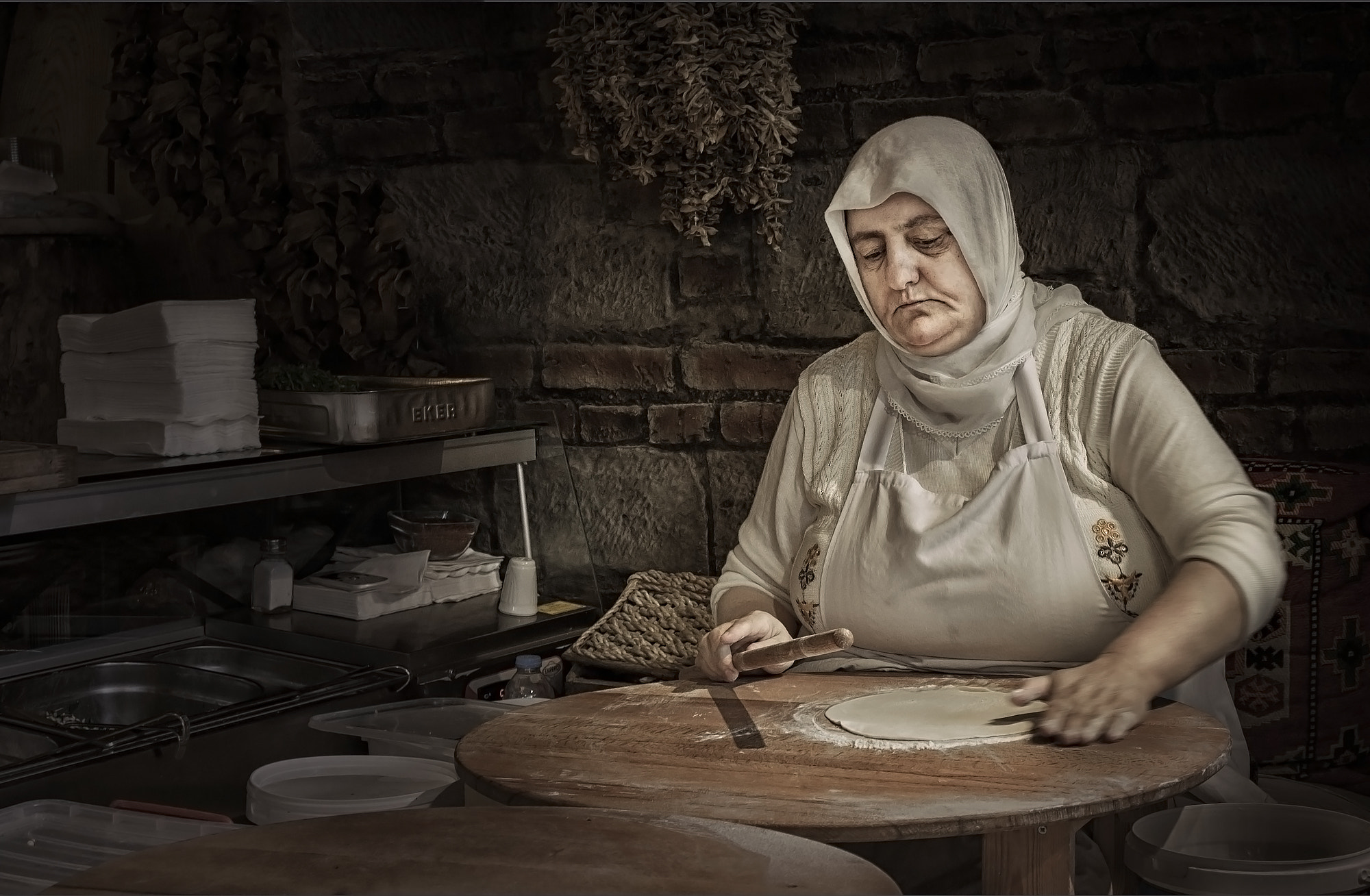 Sony a6000 + Sony Vario-Tessar T* FE 16-35mm F4 ZA OSS sample photo. Turkish chef photography