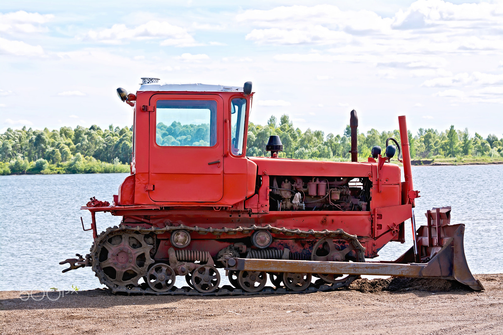 Nikon D7100 + Sigma 70-300mm F4-5.6 DG OS sample photo. Bulldozer red by the river photography