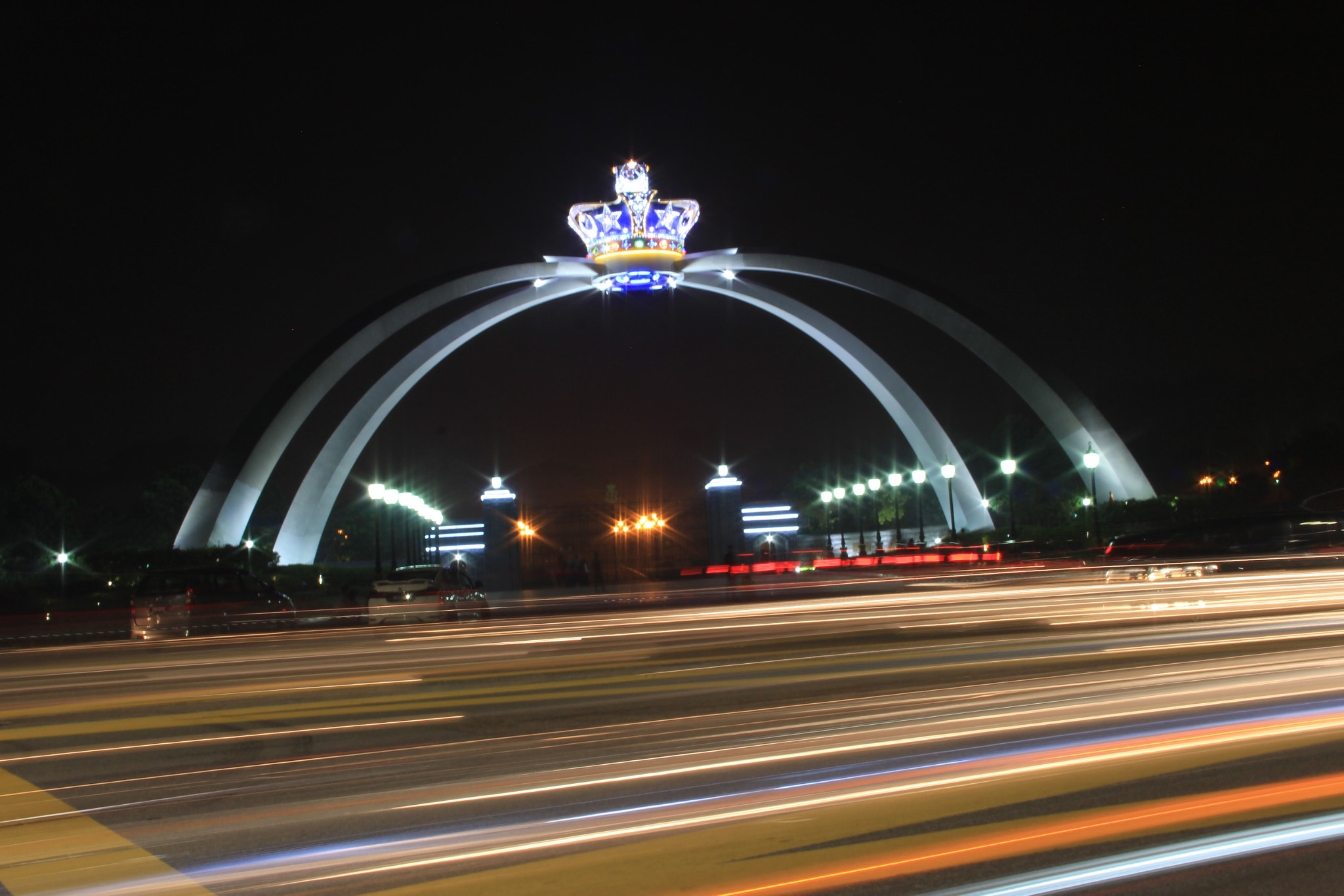 Canon EOS 600D (Rebel EOS T3i / EOS Kiss X5) sample photo. Gate of royal palace sultan johor  photography