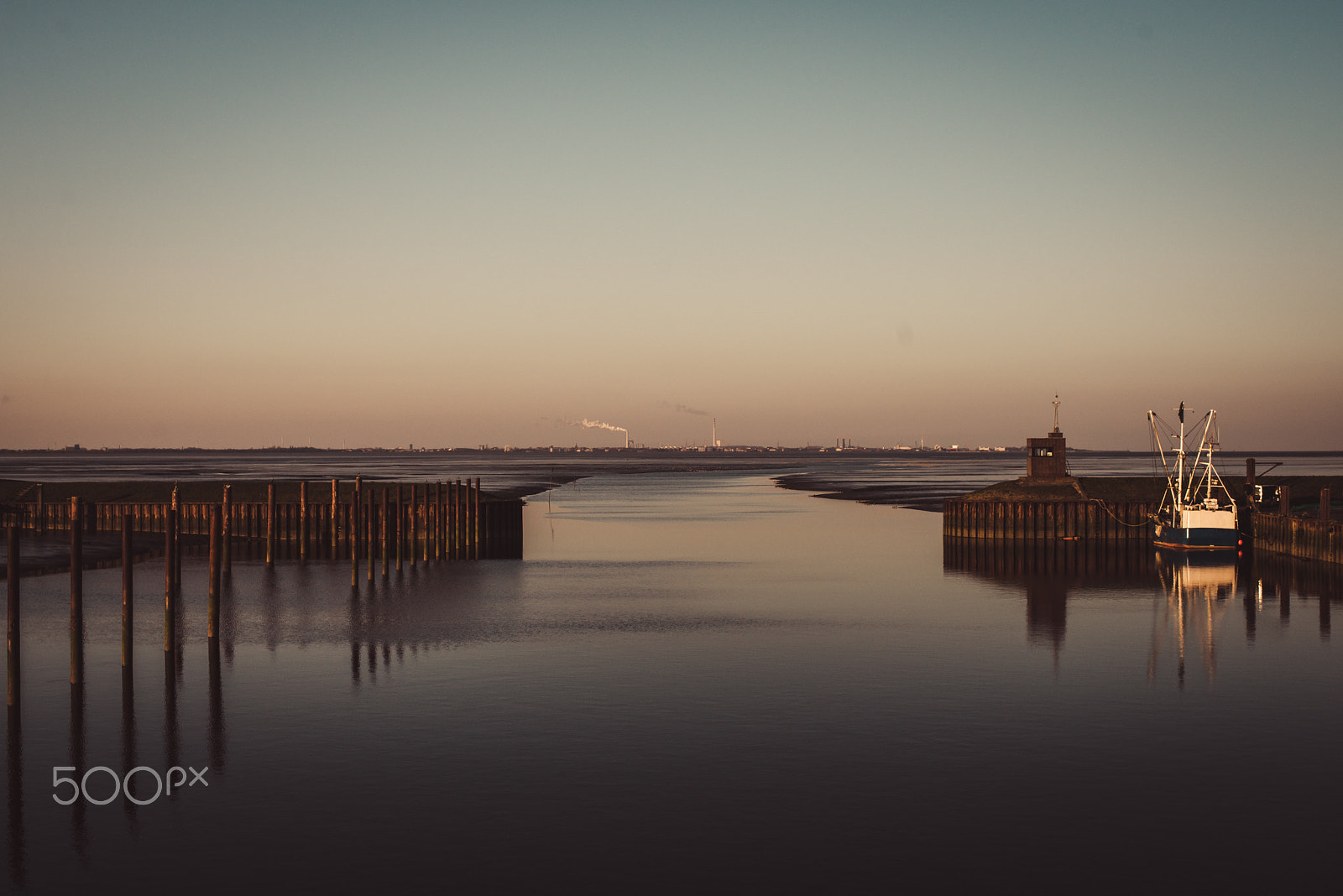 Nikon D800 + AF-S Nikkor 35mm f/1.8G sample photo. The tide rises, the tide falls photography