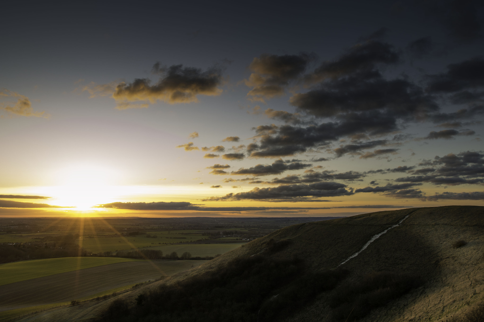 Canon EOS 750D (EOS Rebel T6i / EOS Kiss X8i) sample photo. Dunstable downs, uk photography