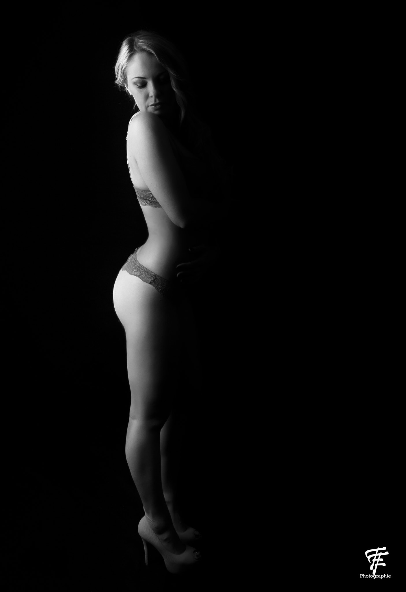 Sony SLT-A77 sample photo. Shooting aurélie photography