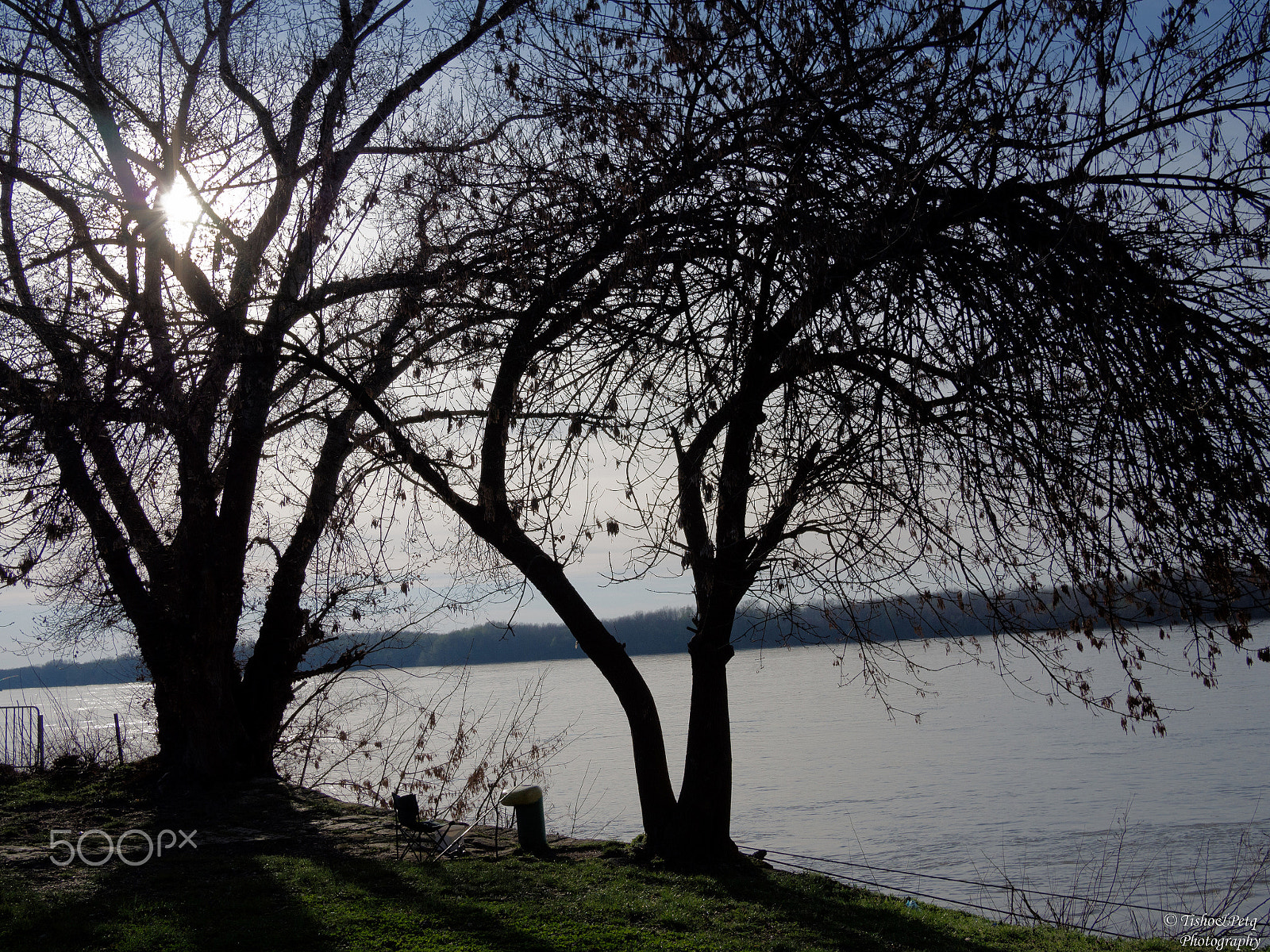 Olympus OM-D E-M5 + LUMIX G 20/F1.7 II sample photo. Sunset on donau photography