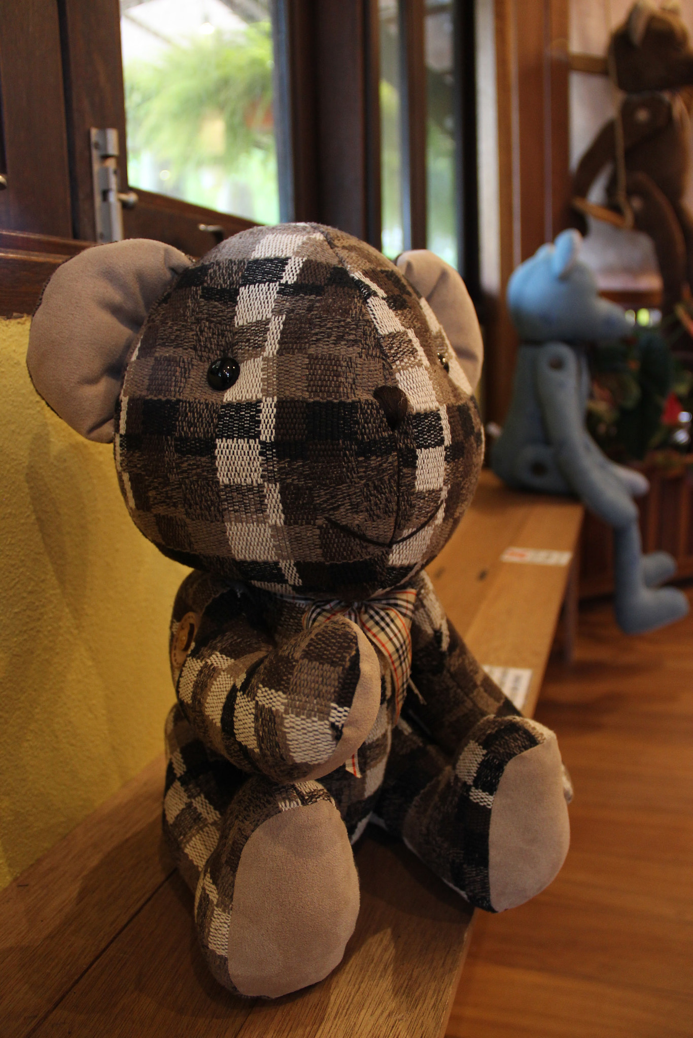 Canon EOS 600D (Rebel EOS T3i / EOS Kiss X5) sample photo. Hi , bear... photography