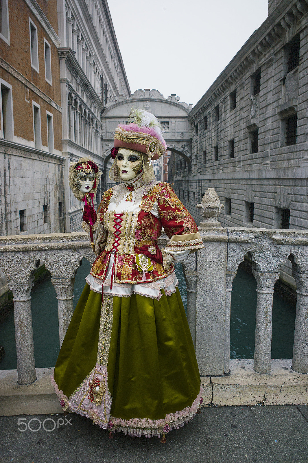 Leica M9 + Leica Summicron-M 28mm F2 ASPH sample photo. Carnevale di venezia photography
