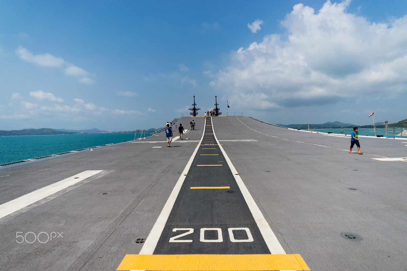 FE 21mm F2.8 sample photo. Ready to take off photography