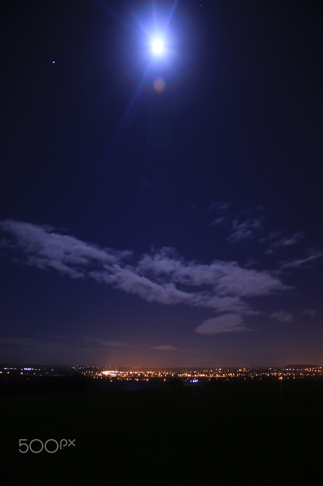 Canon EOS 70D + Canon EF-S 18-55mm f/3.5-5.6 USM sample photo. Full moon photography