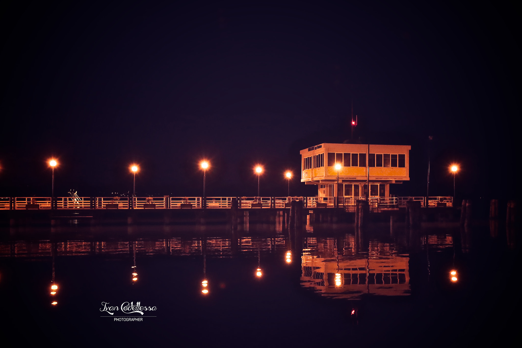 Canon EF 16-35mm F2.8L USM sample photo. Luci nella notte photography