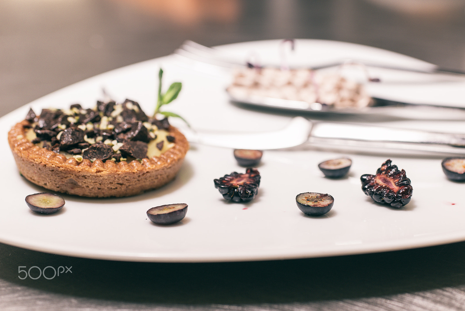 Nikon D610 + Sigma 50mm F2.8 EX DG Macro sample photo. Blueberry and blackberry vegan dessert photography