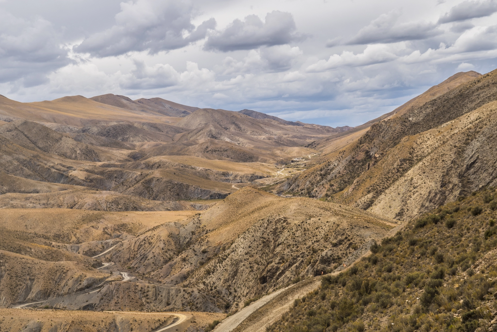 Sony E 18-200mm F3.5-6.3 OSS sample photo. Mountains of bolivia photography