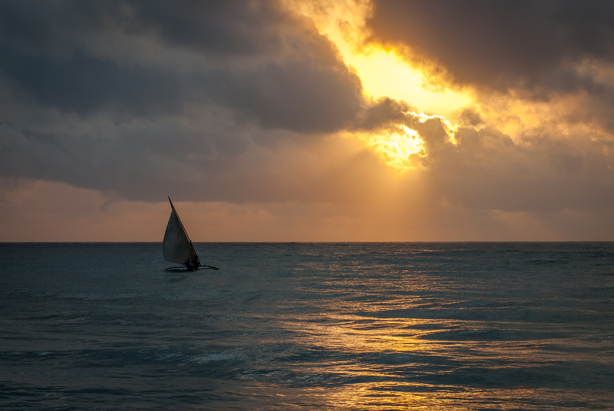 Nikon AF-Nikkor 80-200mm F2.8D ED sample photo. Gone fishing photography