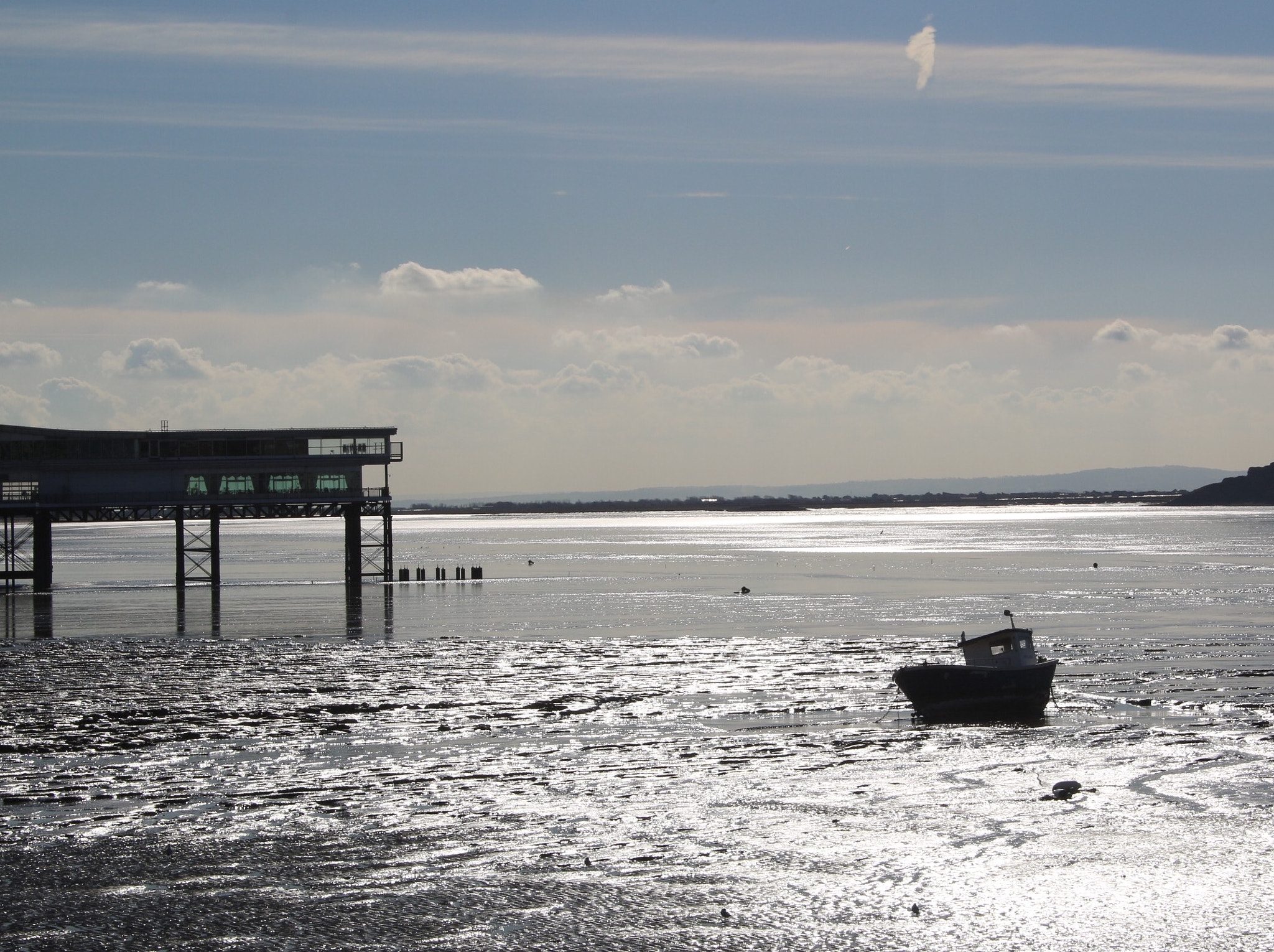 Canon EF-S 18-55mm F3.5-5.6 sample photo. The pier photography
