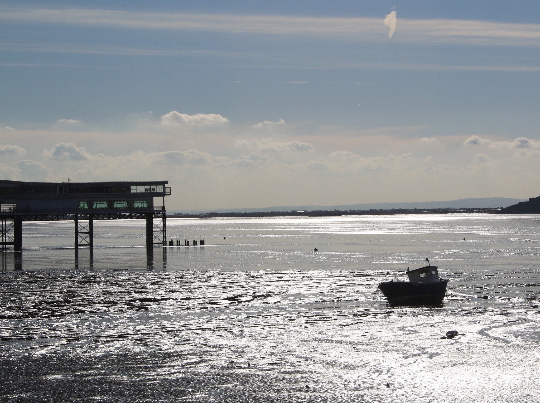 Canon EOS 70D + Canon EF-S 18-55mm F3.5-5.6 sample photo. The pier photography