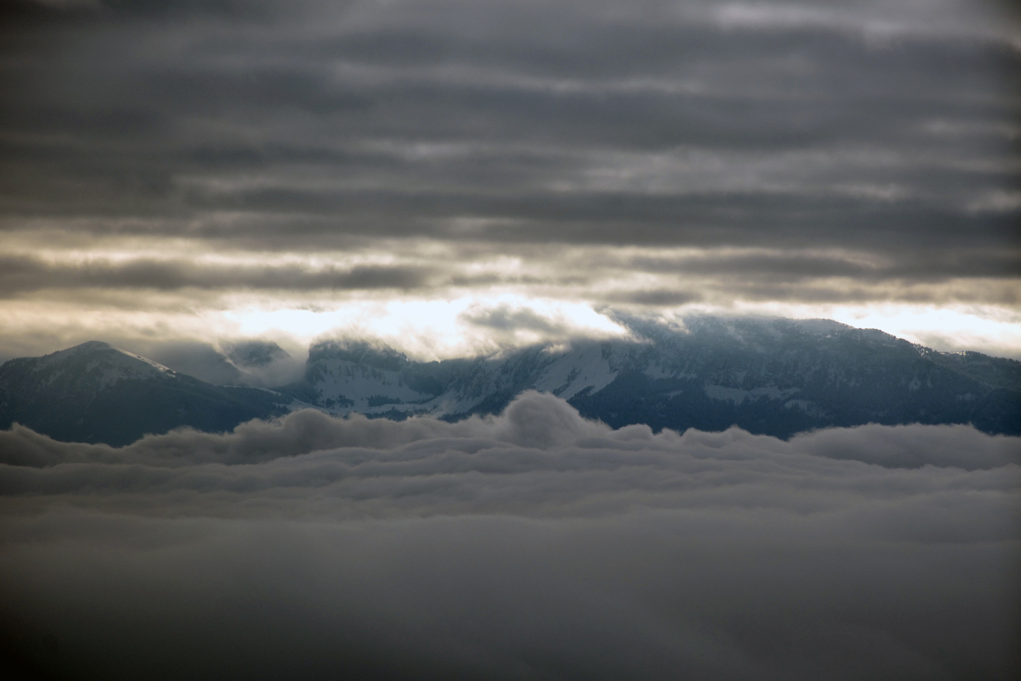 Nikon D7100 + AF Zoom-Nikkor 80-200mm f/4.5-5.6D sample photo. Clouds photography