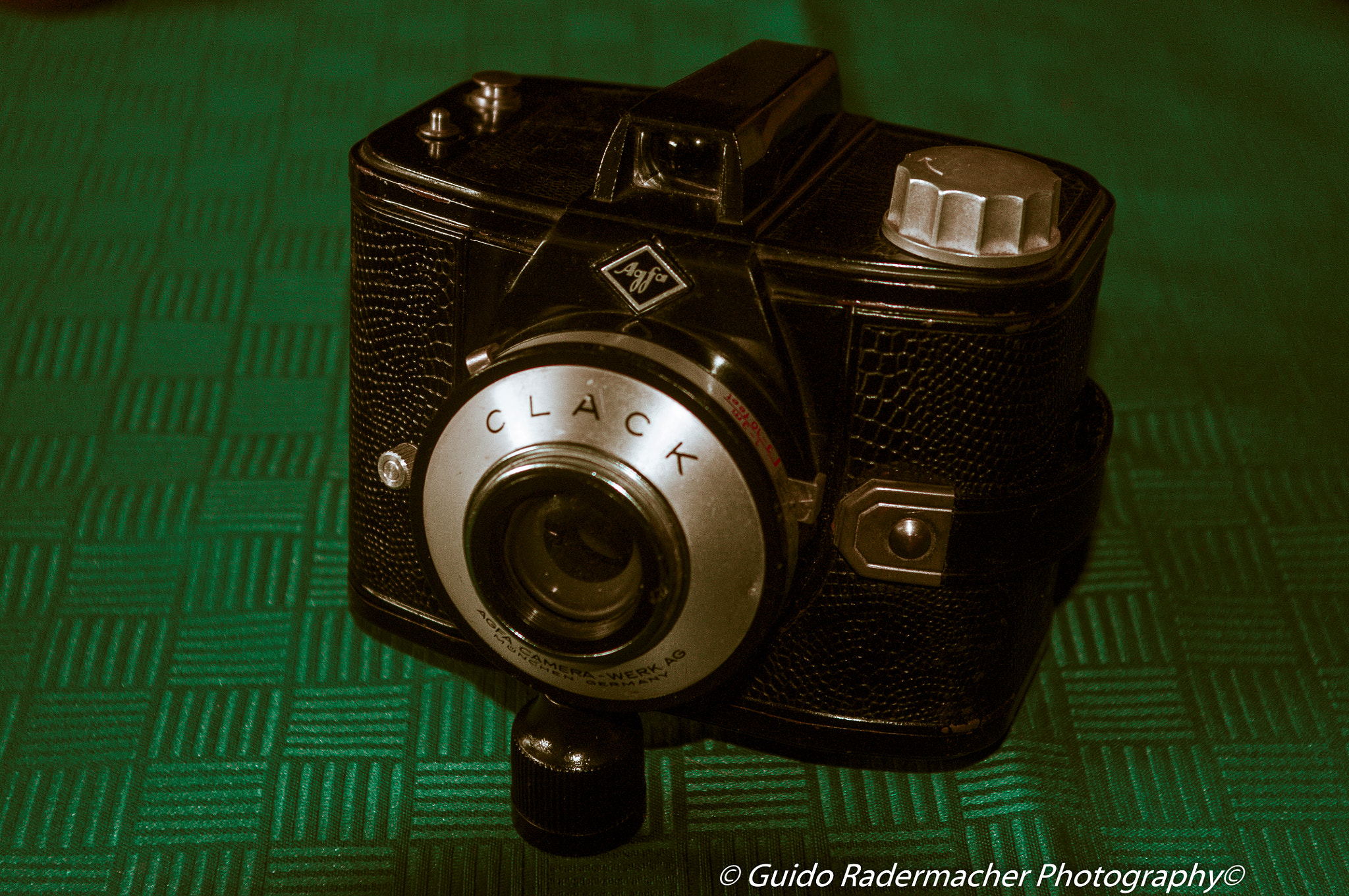 Pentax K-x sample photo. Camera photography