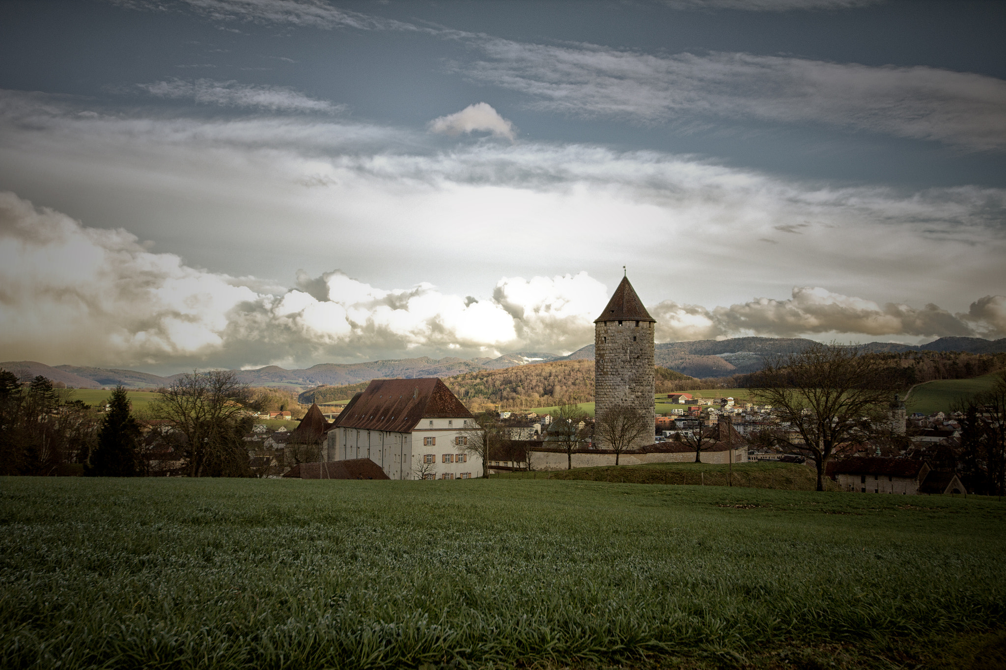 Sigma 12-24mm F4.5-5.6 II DG HSM sample photo. Chateau nuages photography
