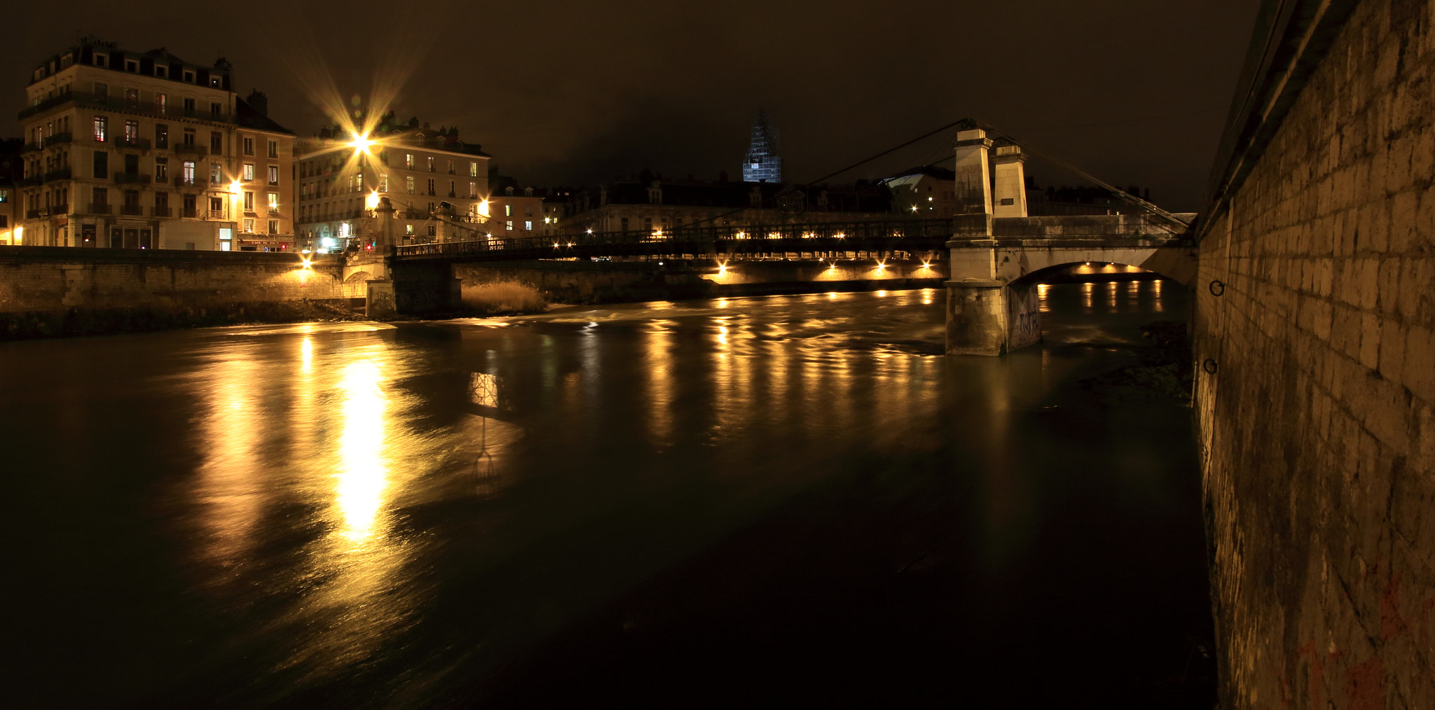 Canon EF-S 10-22mm F3.5-4.5 USM sample photo. Pont st laurent - grenoble photography