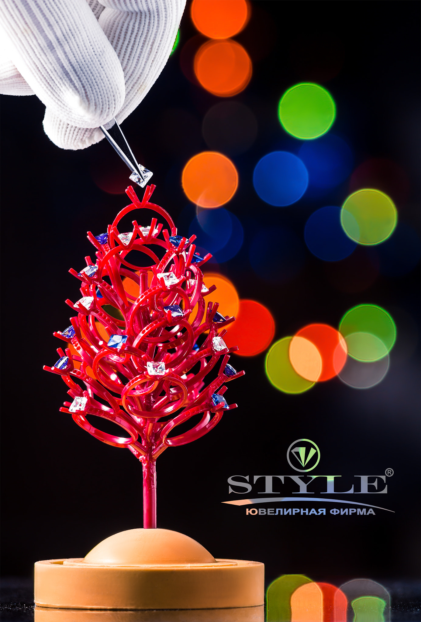 Canon EF 35-80mm f/4-5.6 sample photo. Jeweller is decorating a christmas tree photography